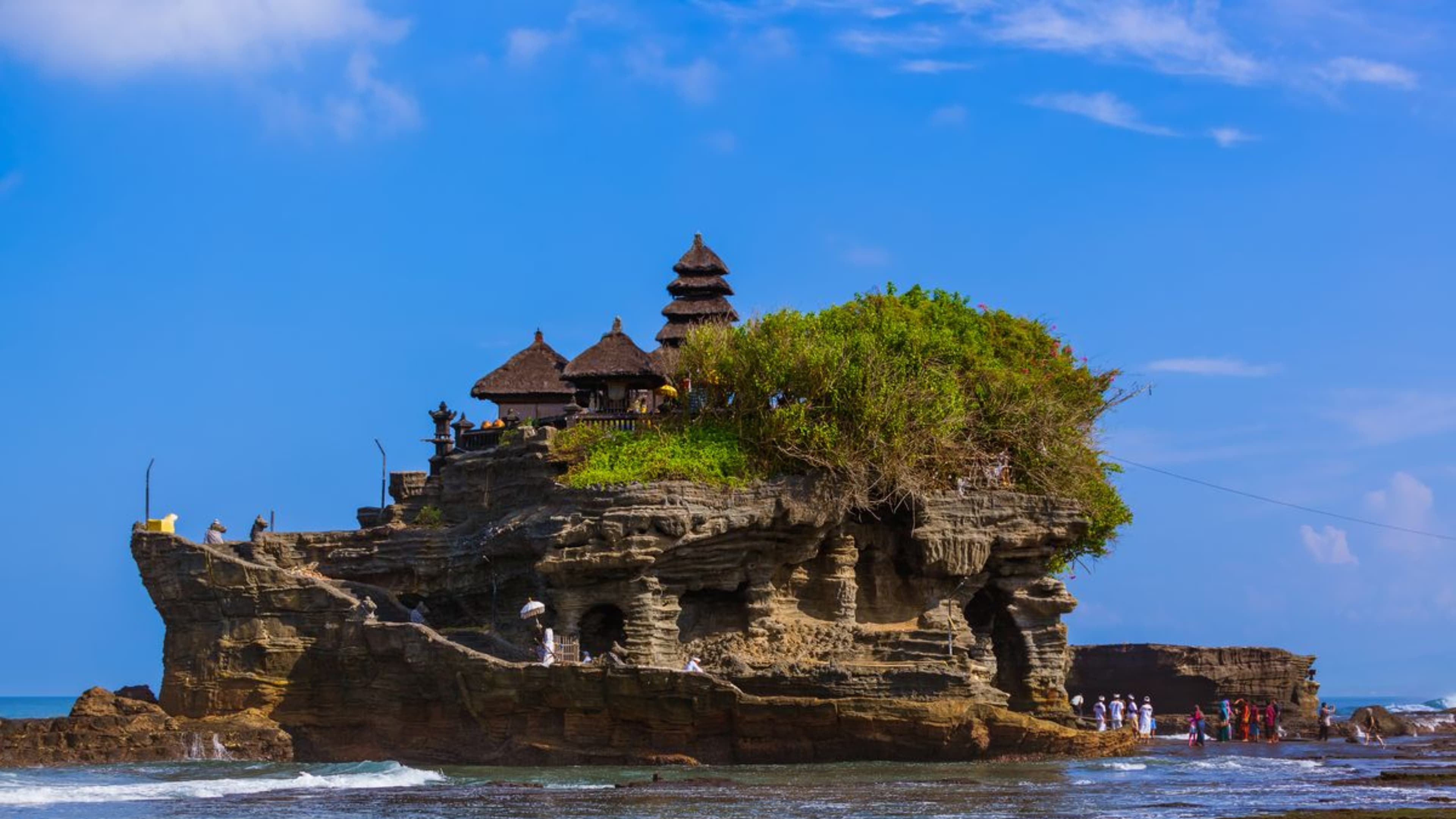 Templo Tanah Lot al atardecer en Bali